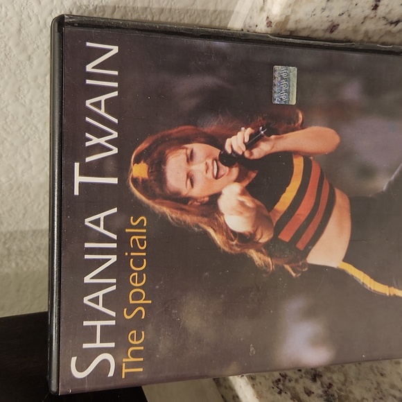 Shania Twain The Specials DVD Featuring Winter Break & Come on Over - Picture 2 of 6